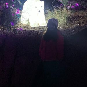 Meet your Posher, Crystal